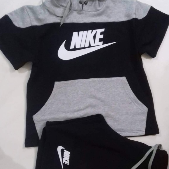 Nike Other - Mens Nike Short Set Size Medium